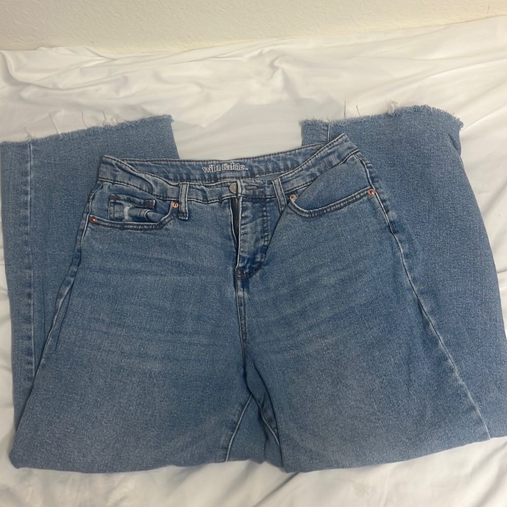 Wild Fable High Waisted Wide Leg Distressed Jeans Women’s Size 6